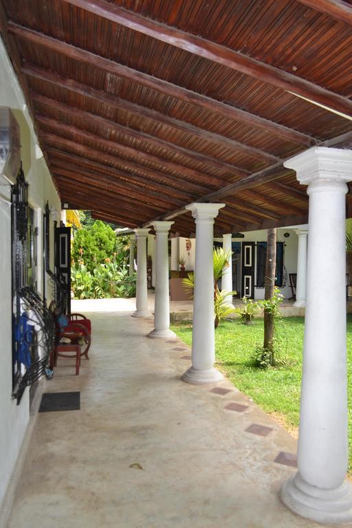 Paradise Garden Unawatuna Buitenkant foto