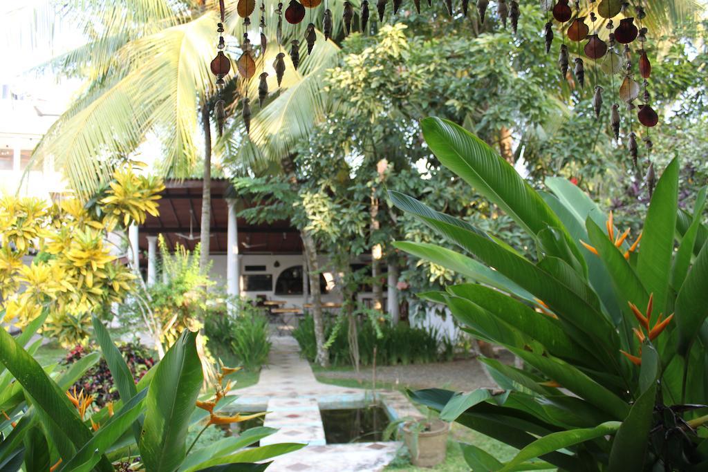 Paradise Garden Unawatuna Buitenkant foto