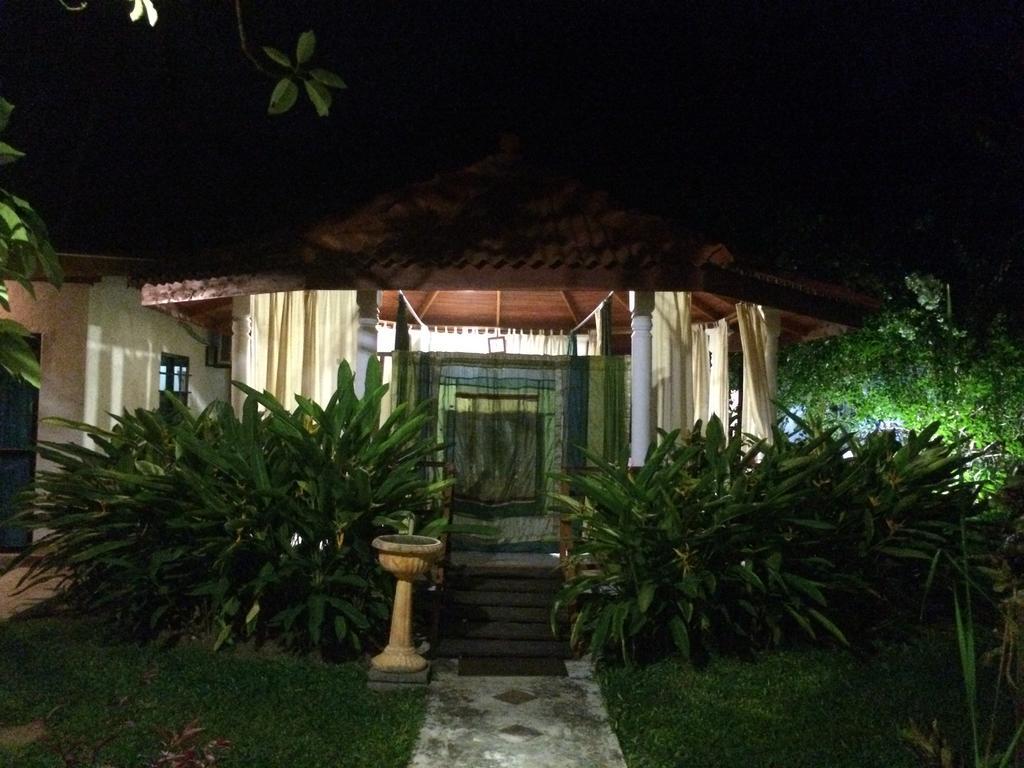 Paradise Garden Unawatuna Buitenkant foto
